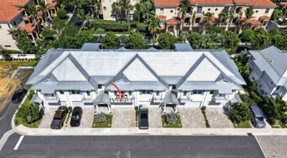 114 ROYAL PALM Circle