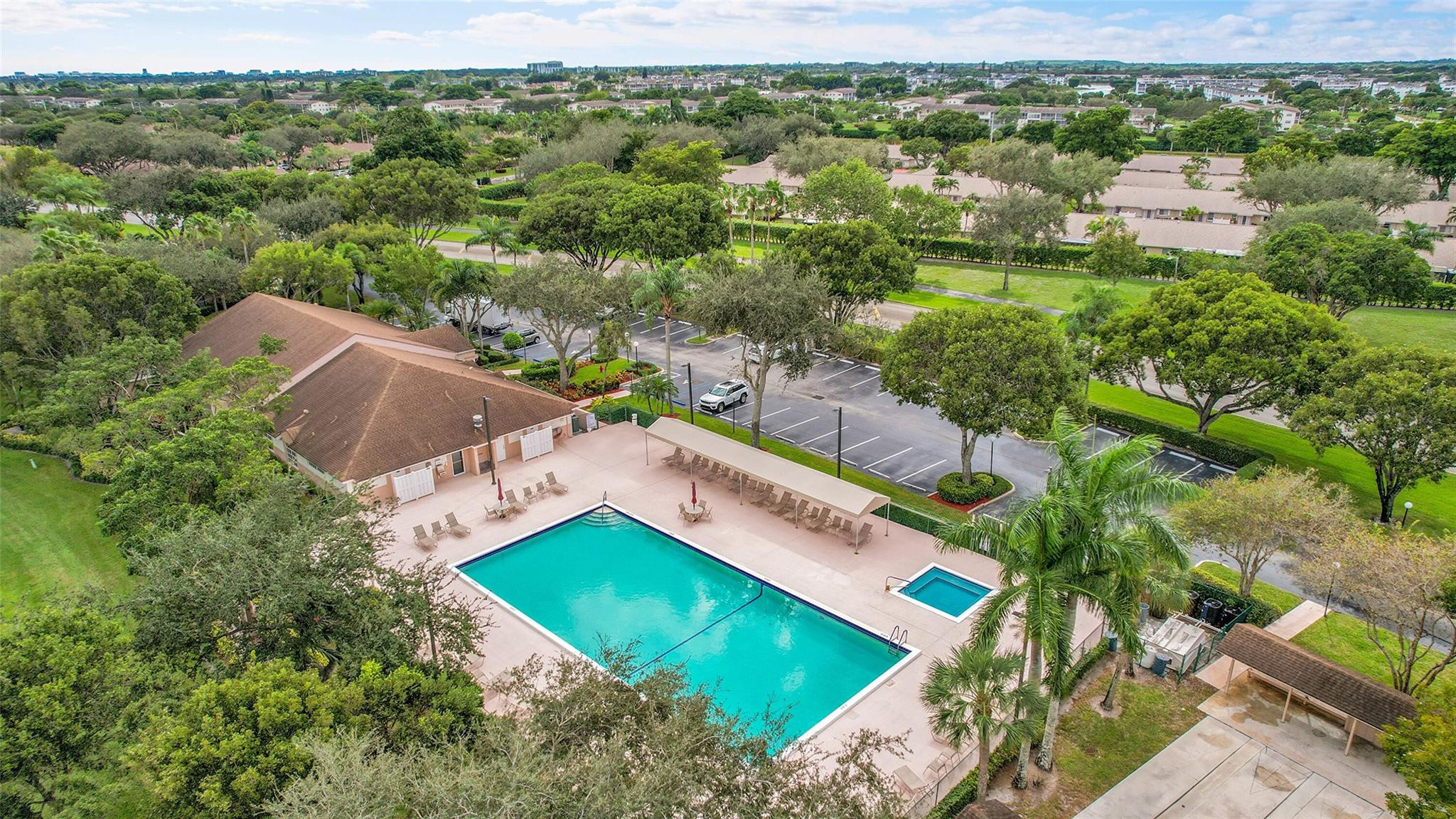 8252 Springlake Drive 8252
