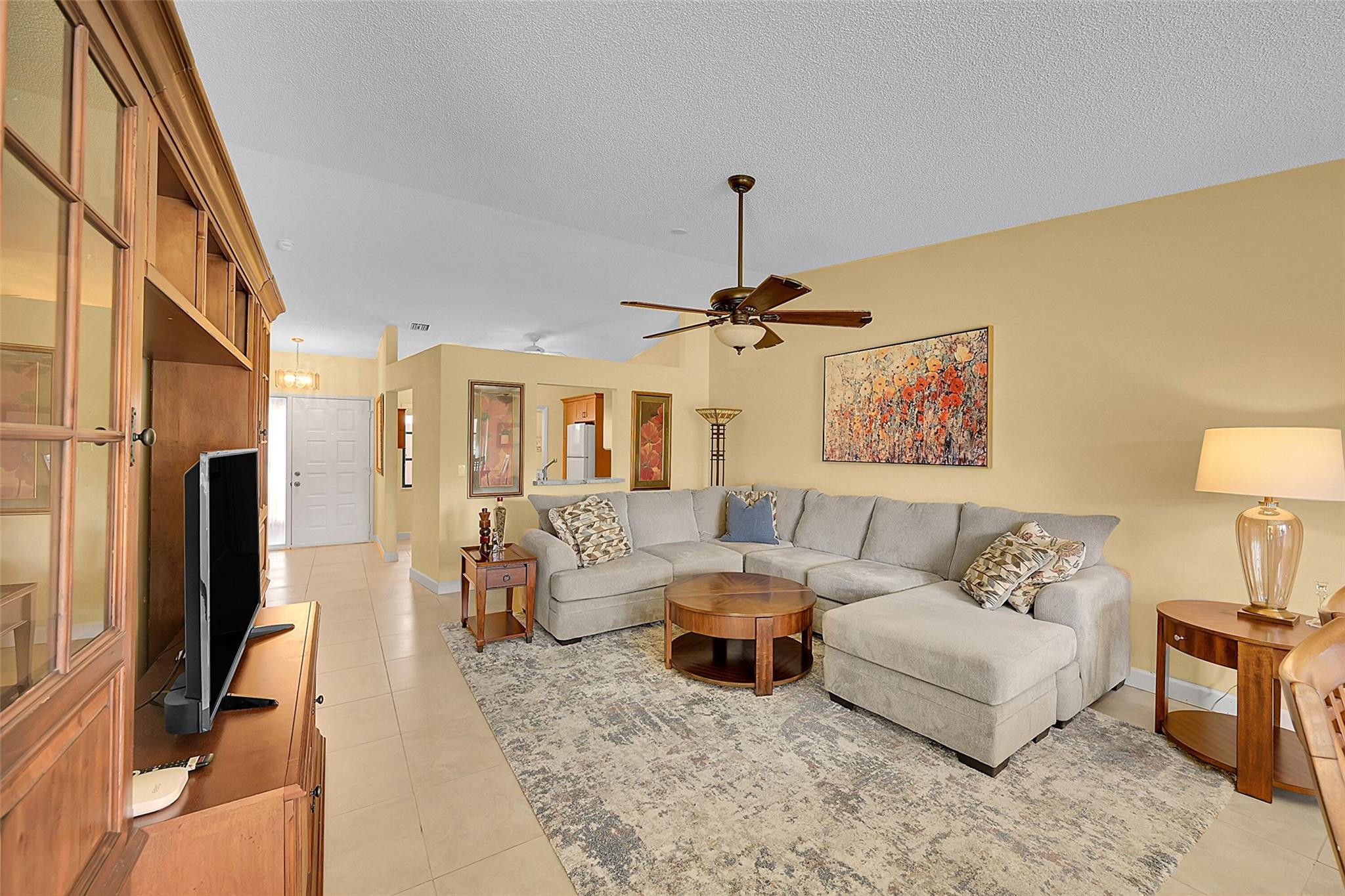 8252 Springlake Drive 8252