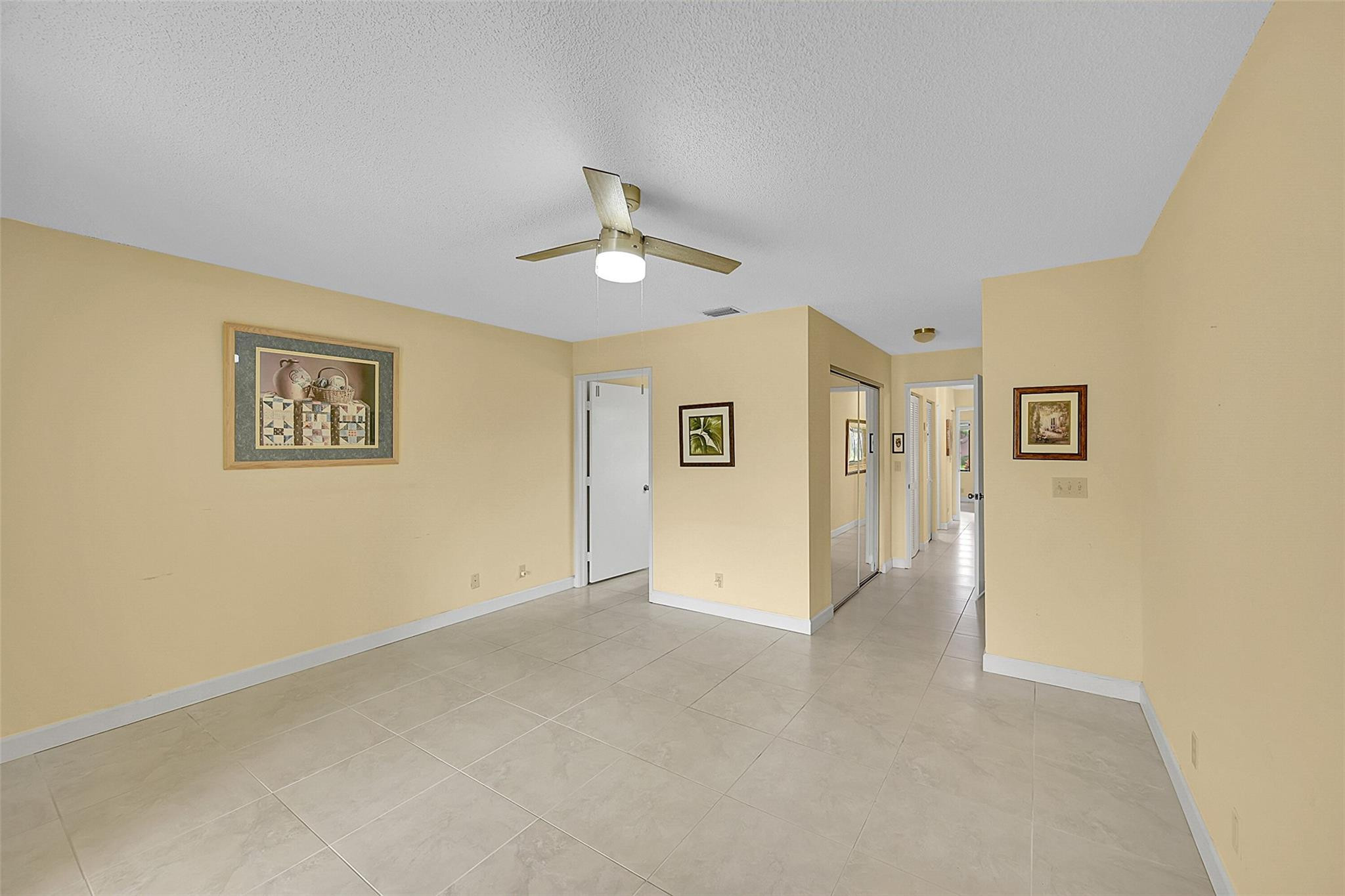 8252 Springlake Drive 8252