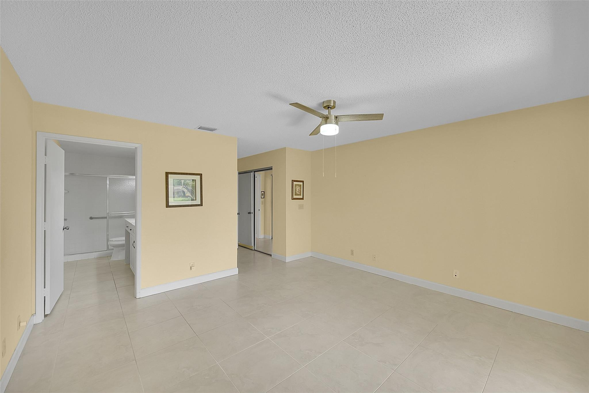 8252 Springlake Drive 8252
