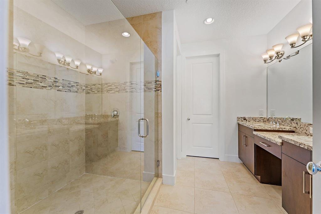 7108 Edison Place