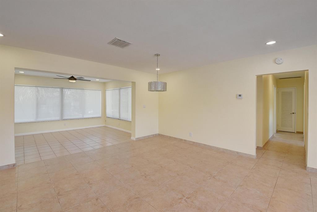 455 NE 33rd Street
