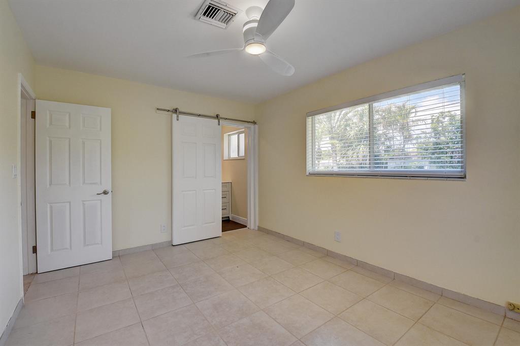 455 NE 33rd Street