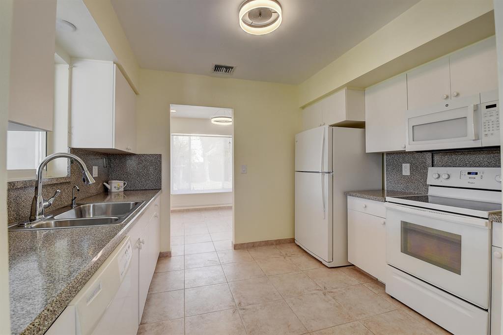 455 NE 33rd Street