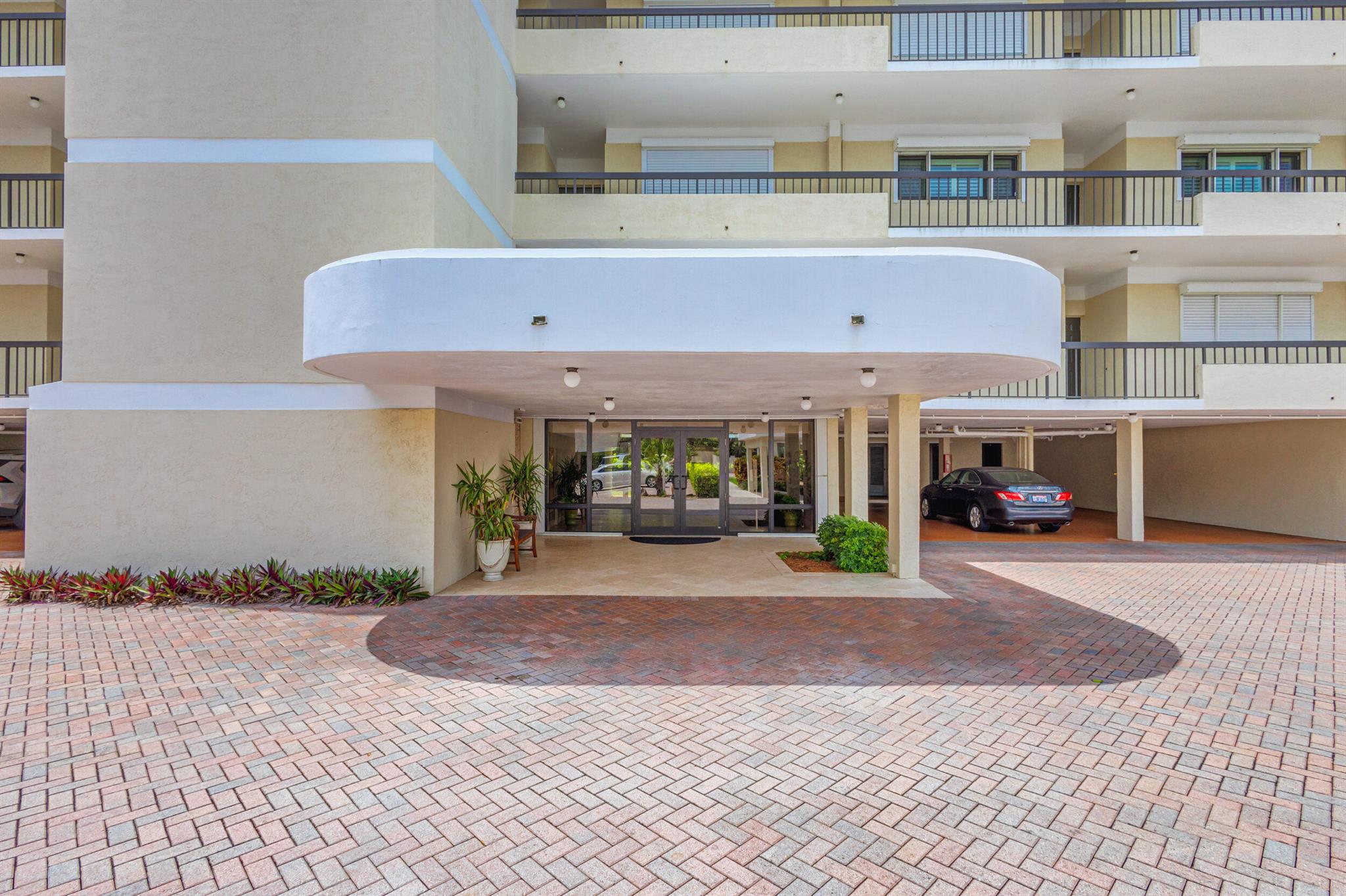 70 Celestial Way Unit: 203
