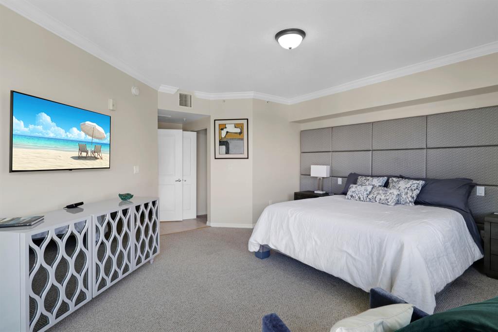 815 NW Flagler Avenue Unit: 401