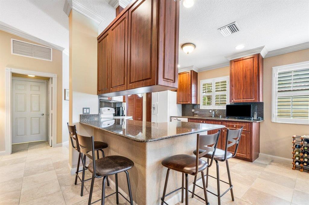 8439 Saint Johns Court