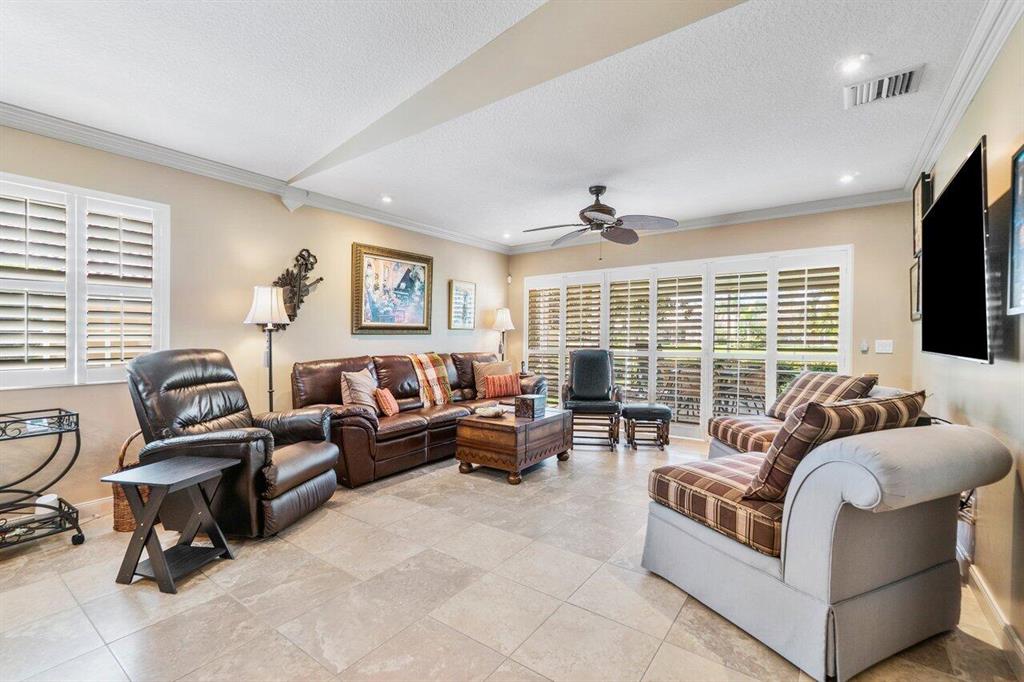 8439 Saint Johns Court