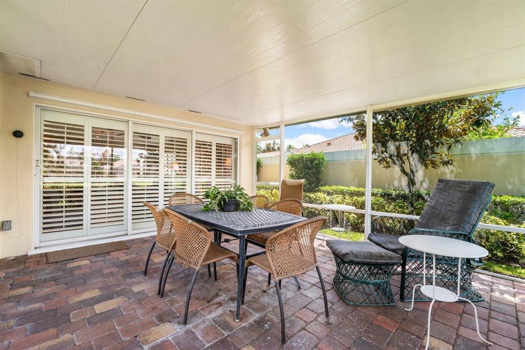 8439 Saint Johns Court