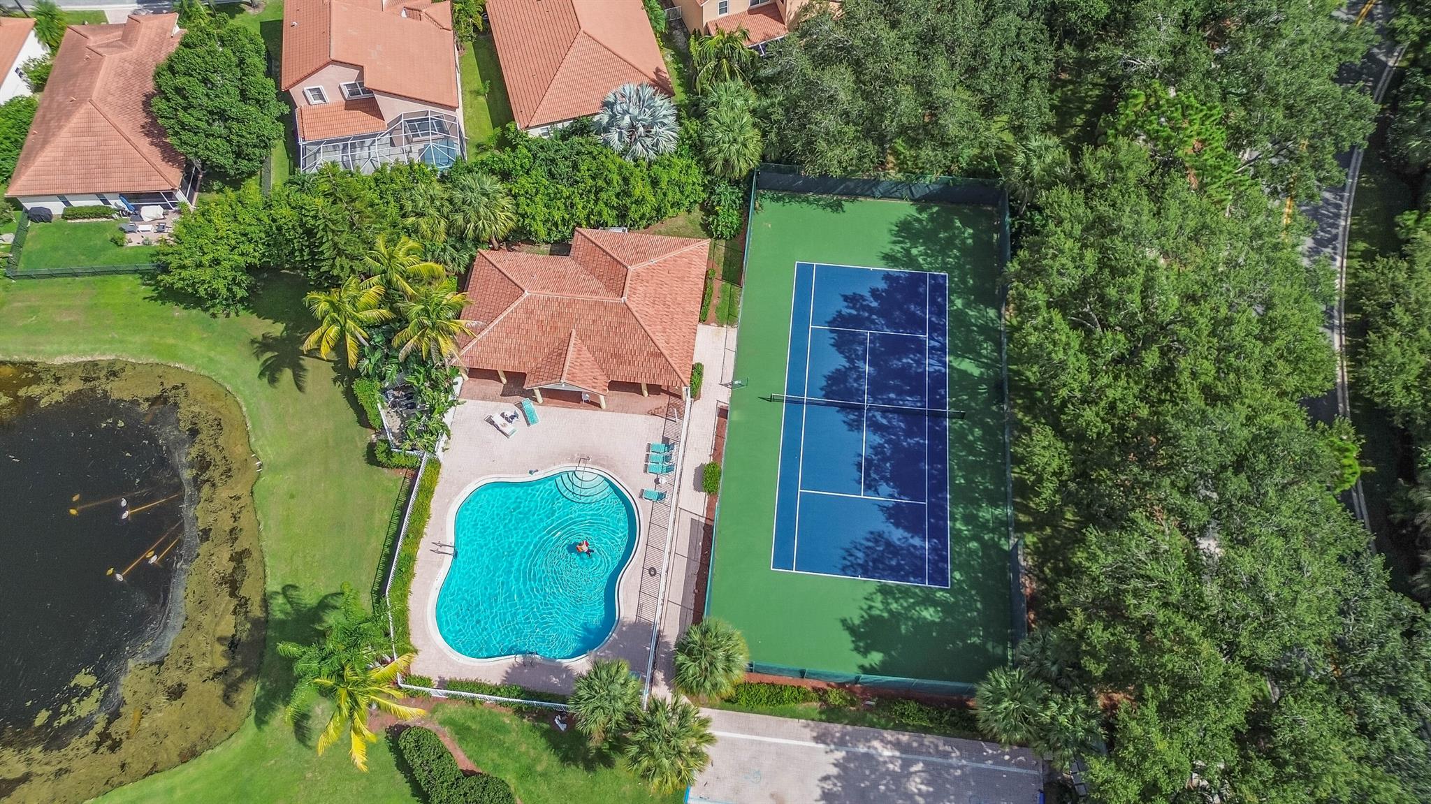 6161 Seminole Gardens Circle
