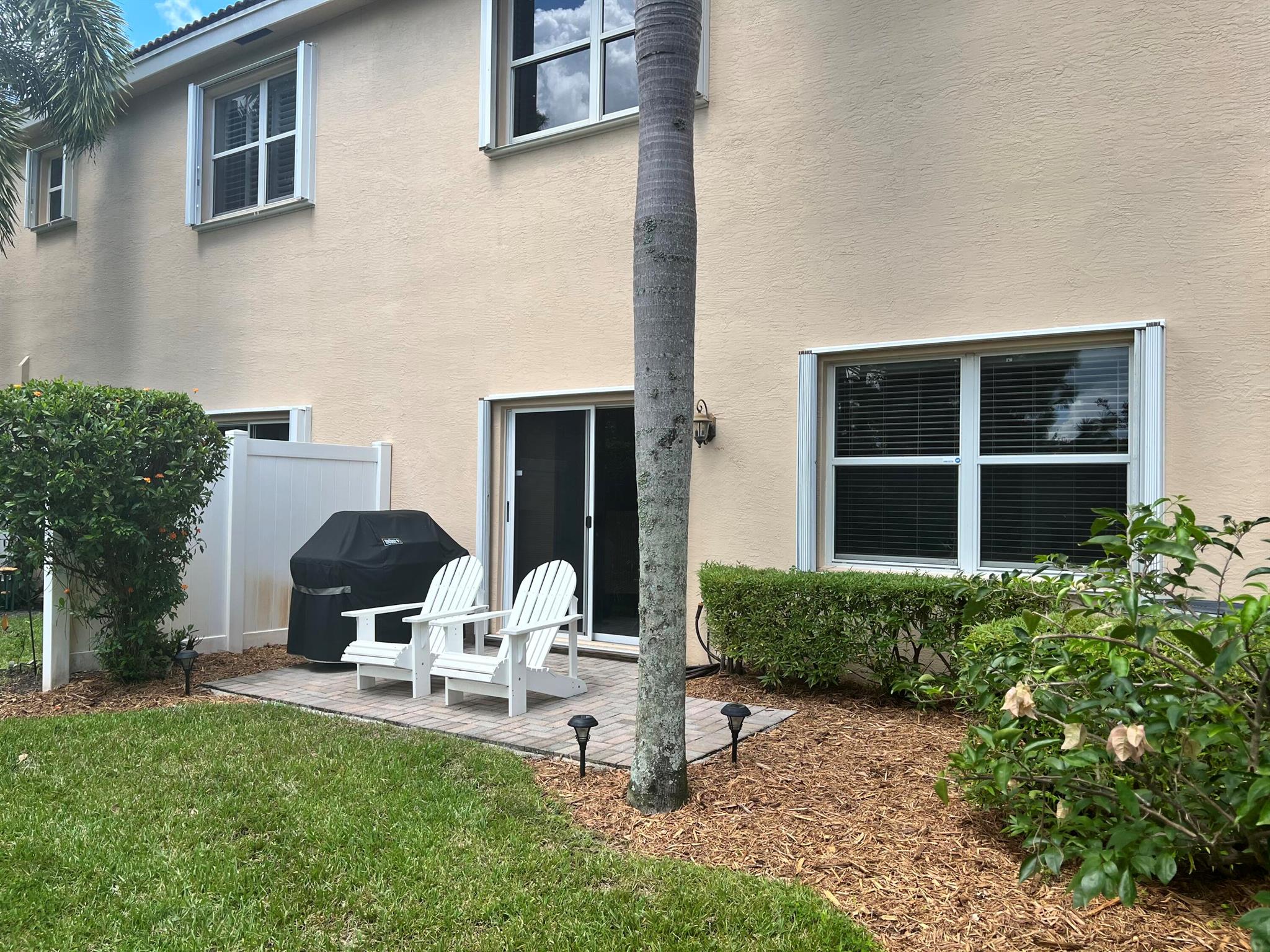 4268 SW Pine Cove Court