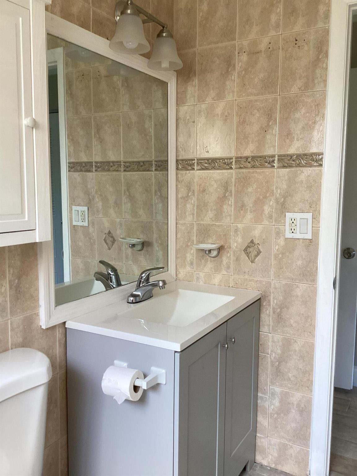 160 NW 70 Th Street Unit: 205