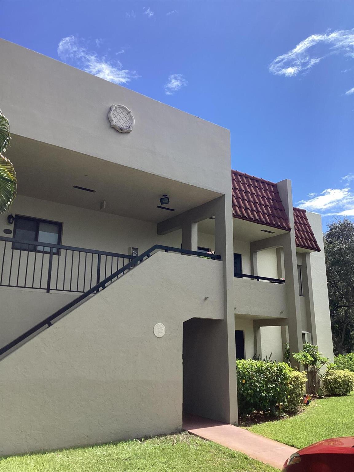 160 NW 70 Th Street Unit: 205