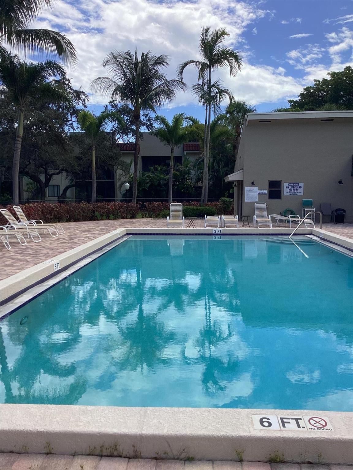 160 NW 70 Th Street Unit: 205