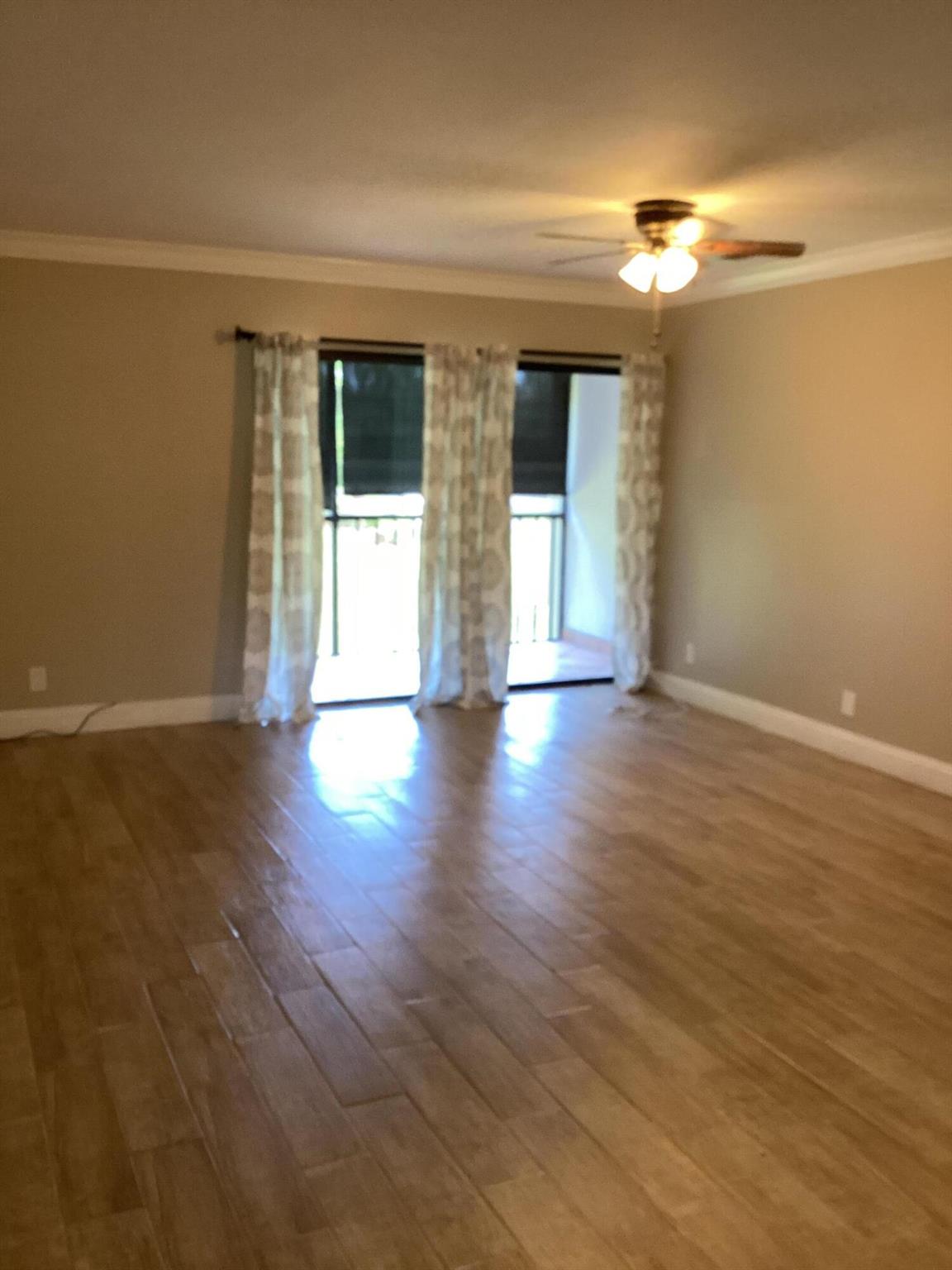 160 NW 70 Th Street Unit: 205