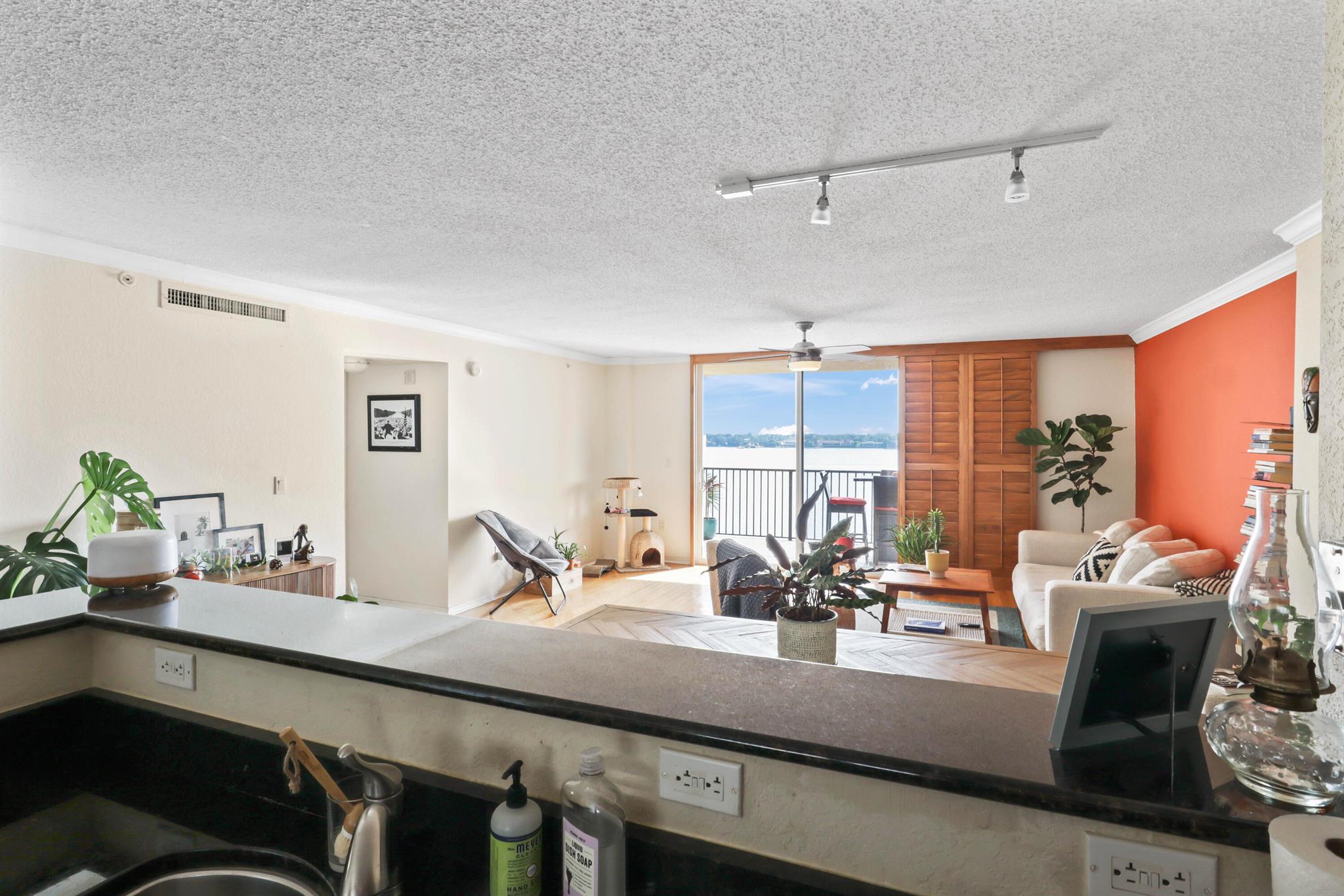 1801 N Flagler Drive Unit: 601