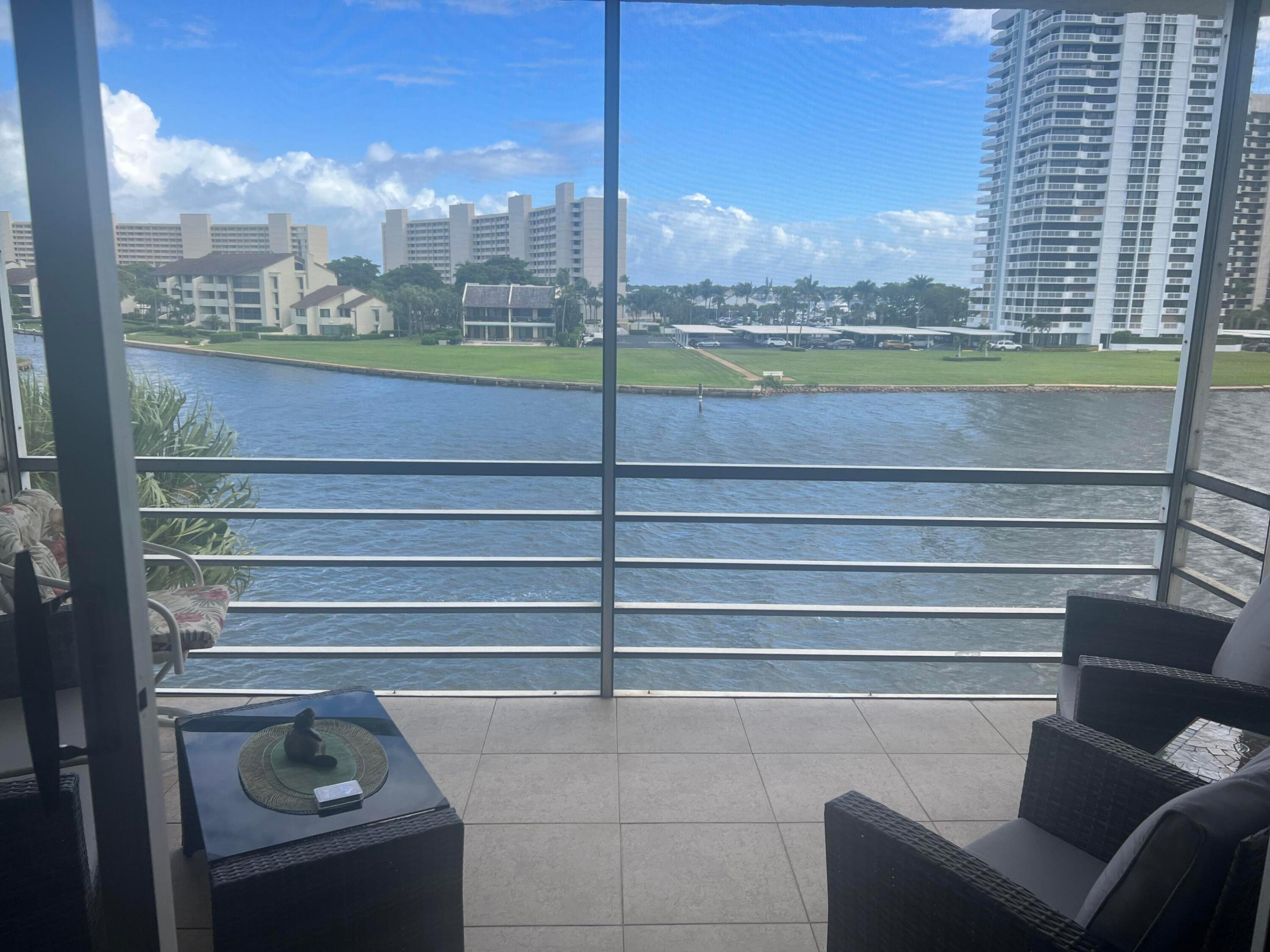 20 Yacht Club Drive 405