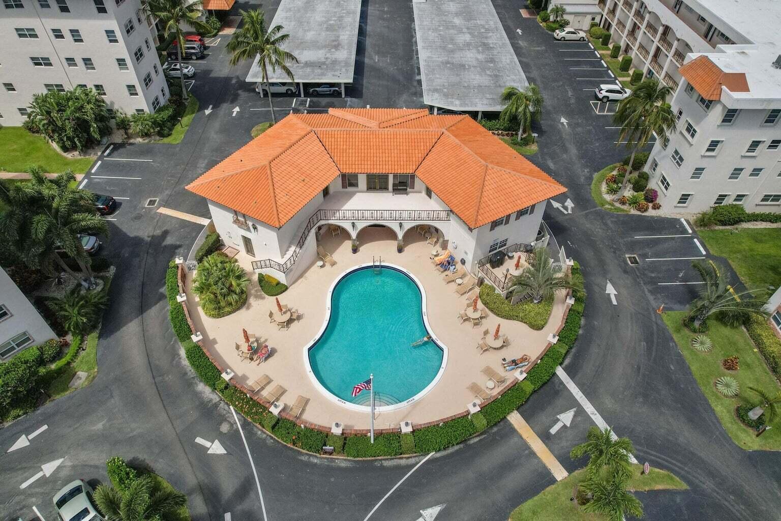 20 Yacht Club Drive 405