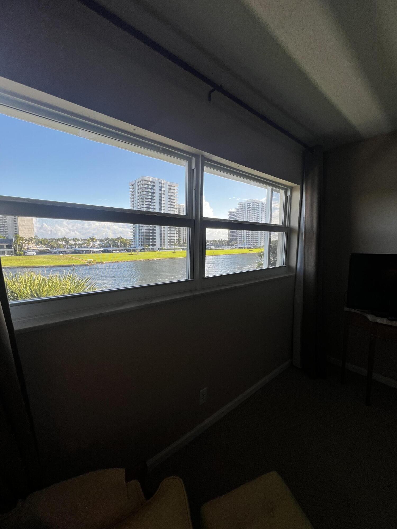 20 Yacht Club Drive 405