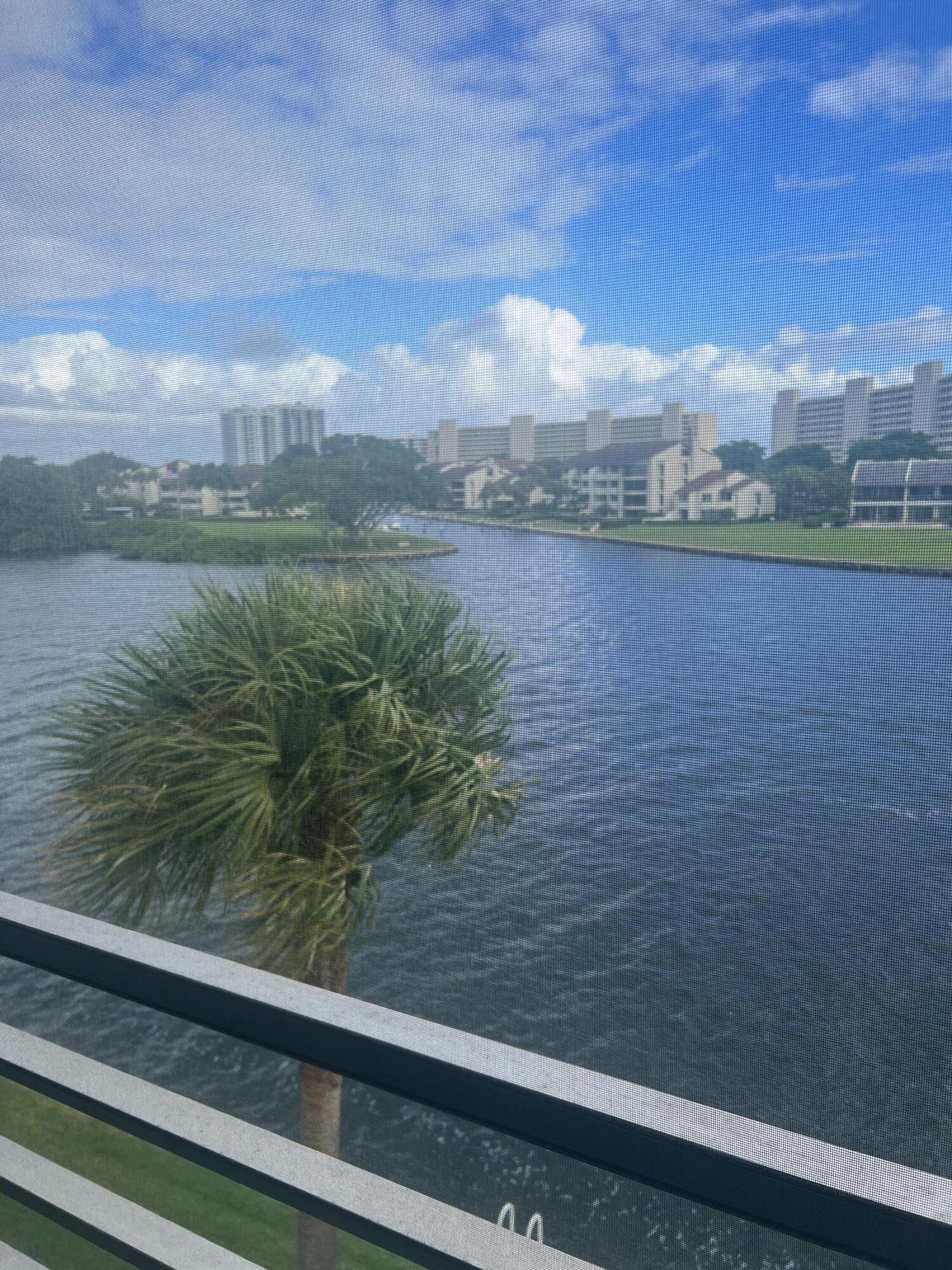 20 Yacht Club Drive 405