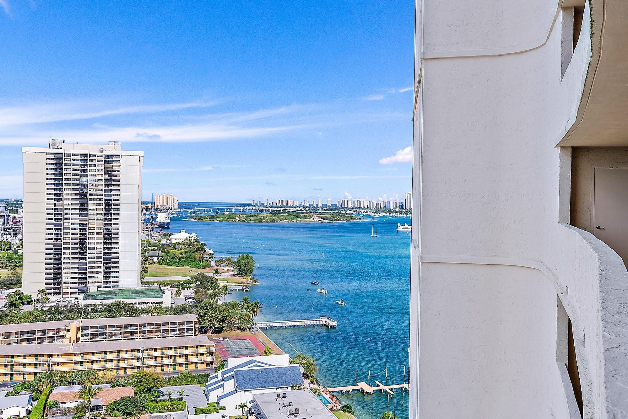 5200 N Flagler Drive 2204