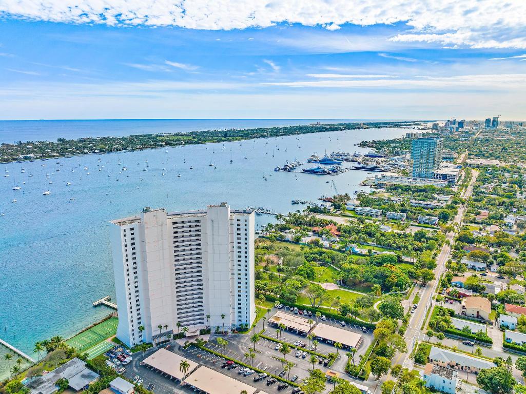 5200 N Flagler Drive 2204