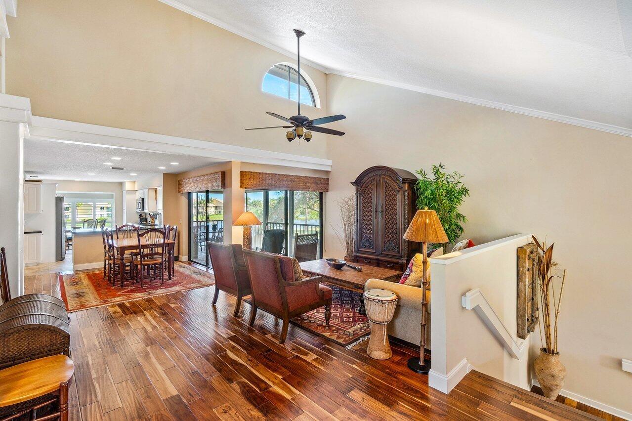 3881 Back Bay Drive Unit: 220
