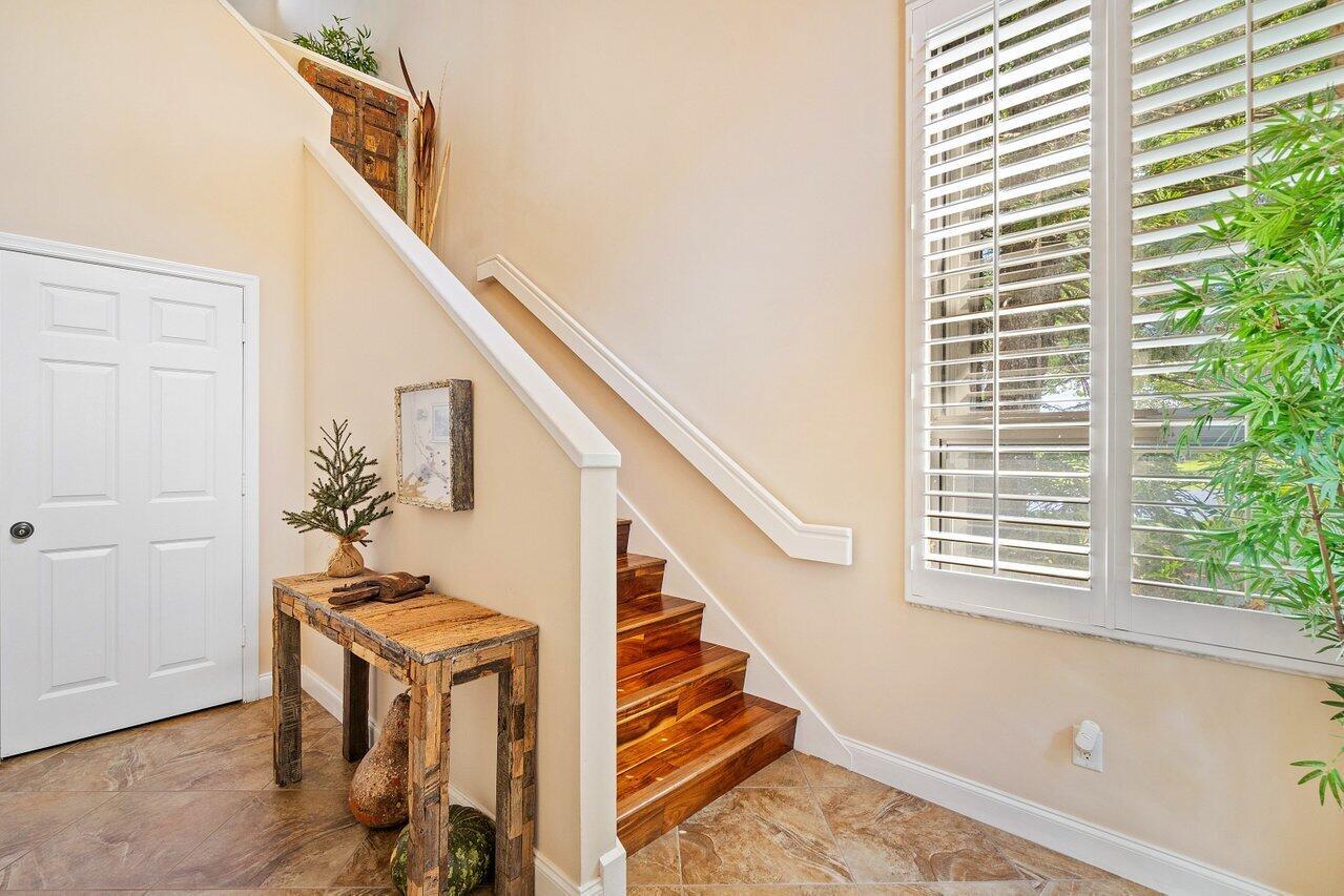 3881 Back Bay Drive Unit: 220