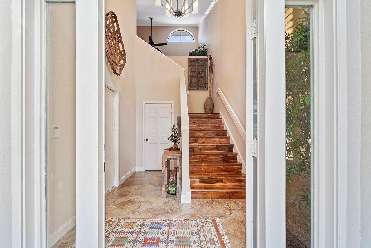 3881 Back Bay Drive Unit: 220
