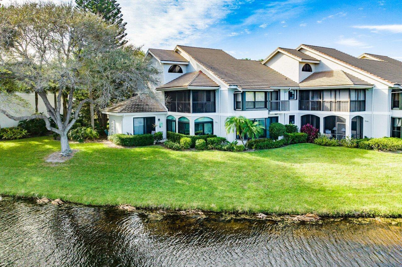 3881 Back Bay Drive Unit: 220