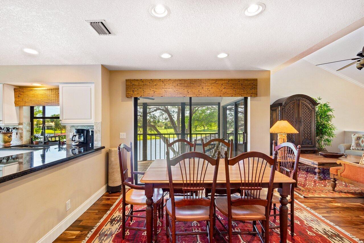 3881 Back Bay Drive Unit: 220