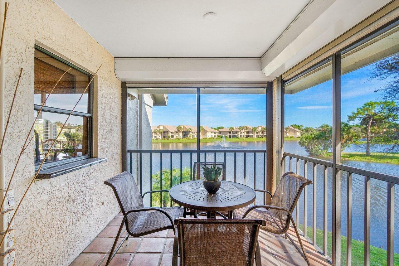 3881 Back Bay Drive Unit: 220