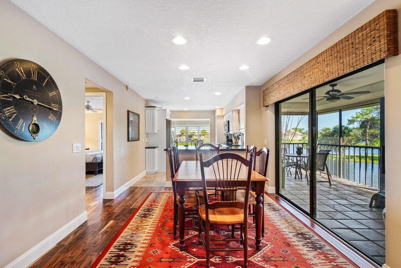 3881 Back Bay Drive Unit: 220