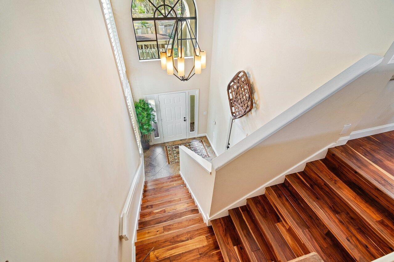 3881 Back Bay Drive Unit: 220