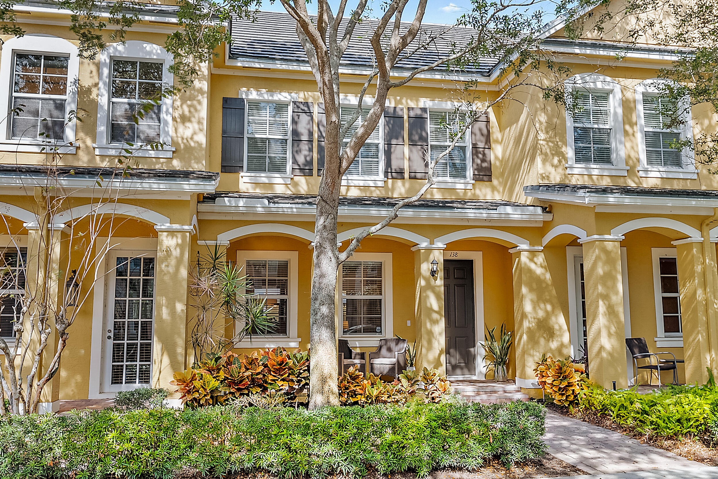 138 Ennis Lane