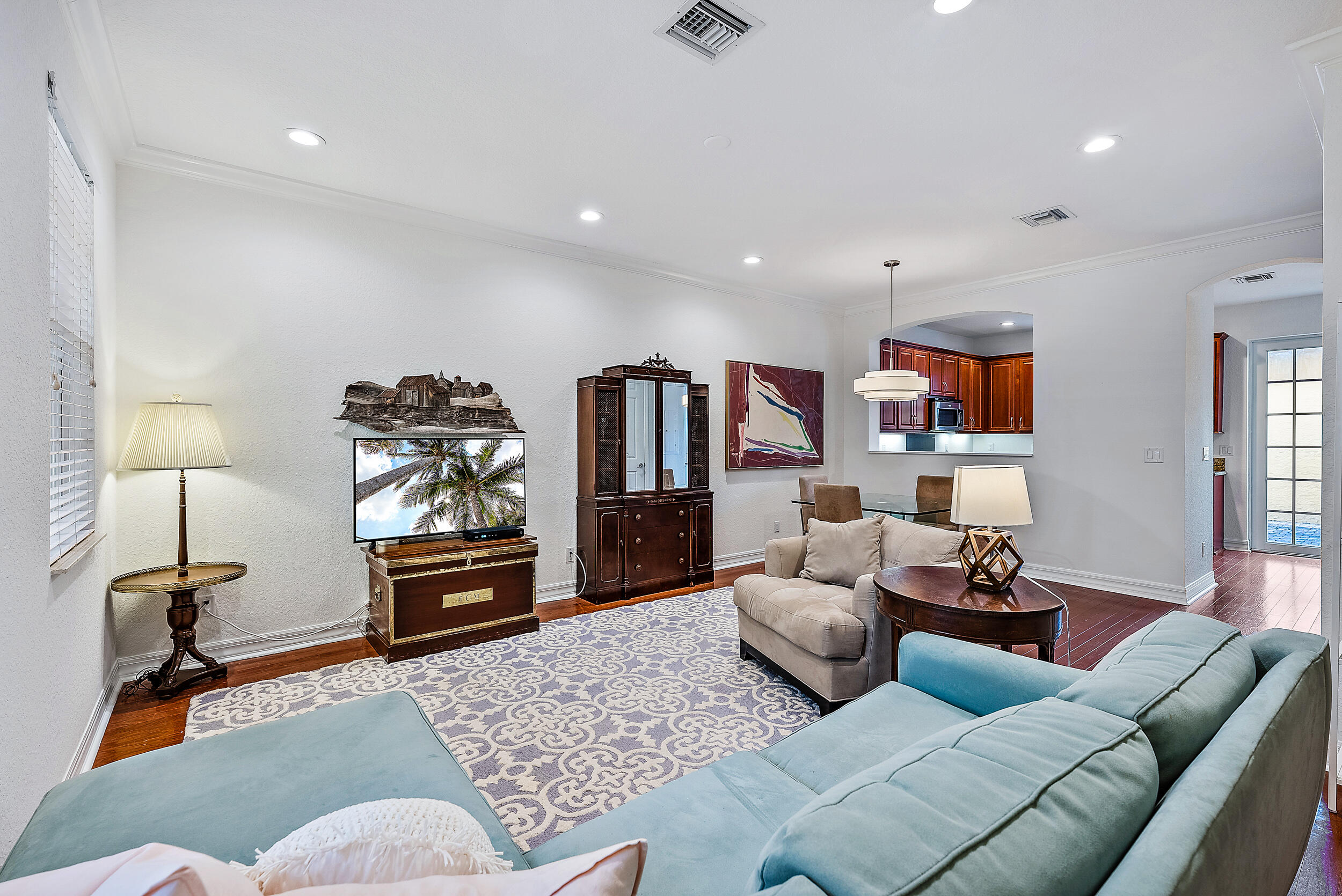 138 Ennis Lane