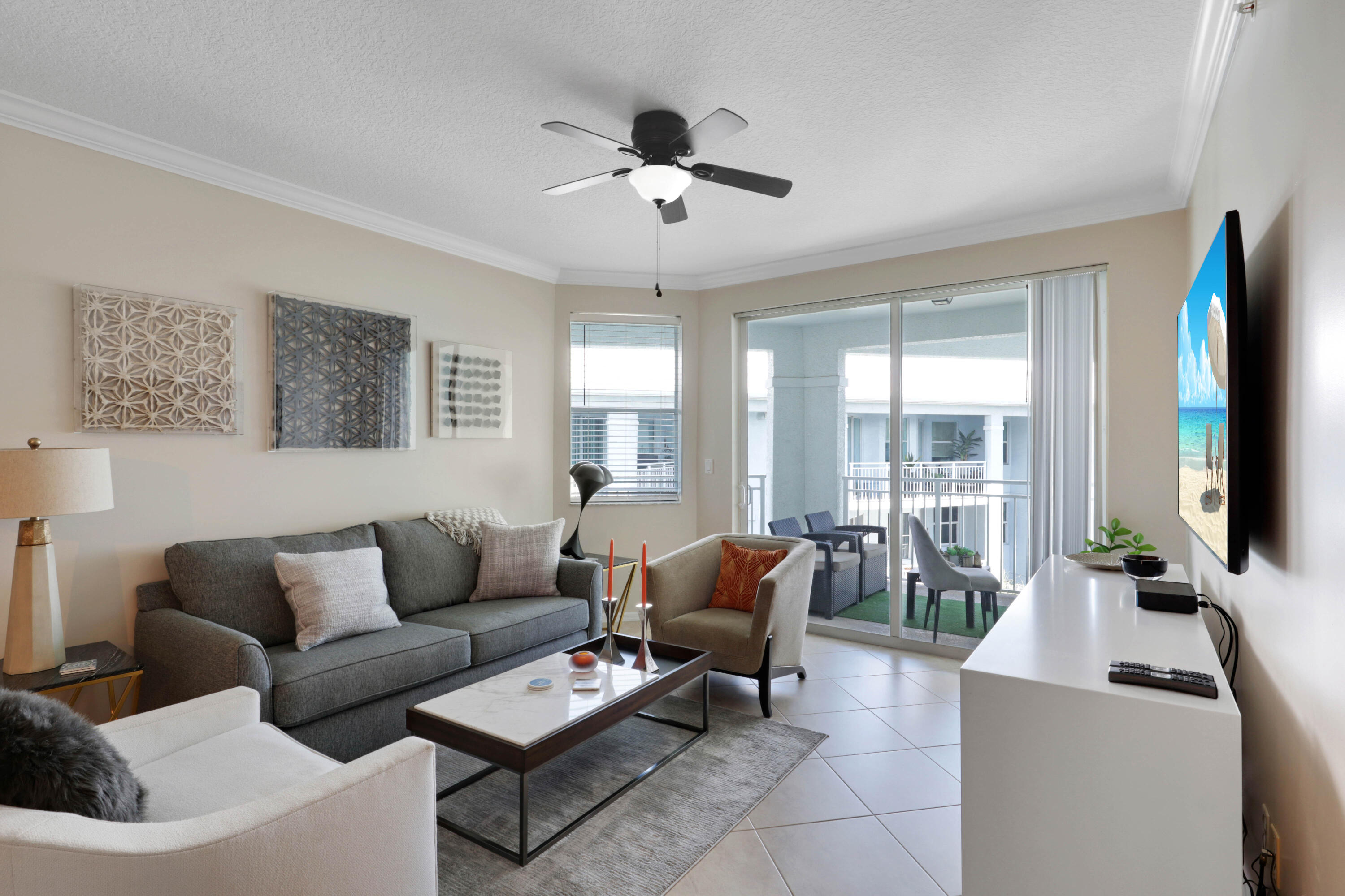 815 NW Flagler Avenue 401