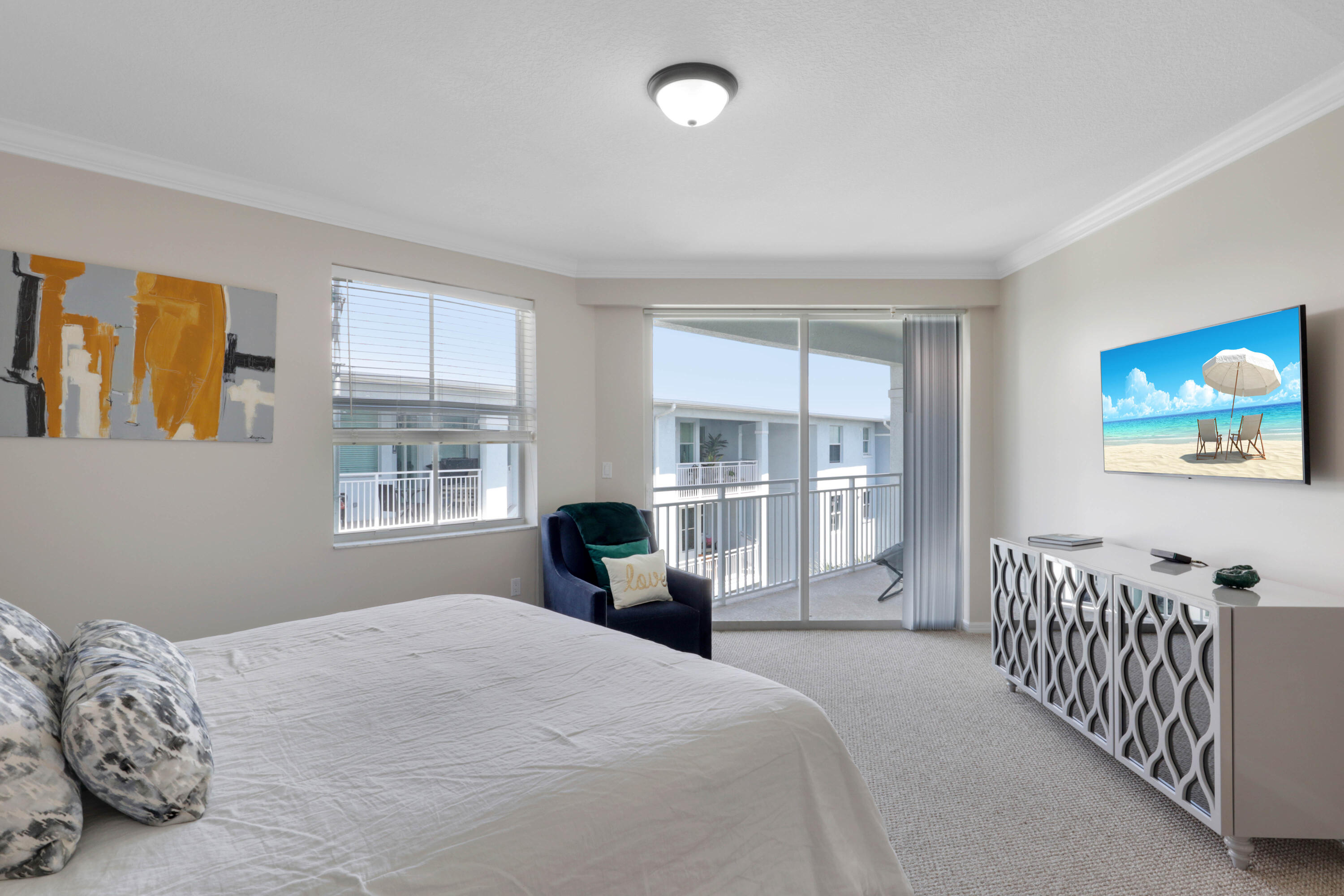 815 NW Flagler Avenue 401