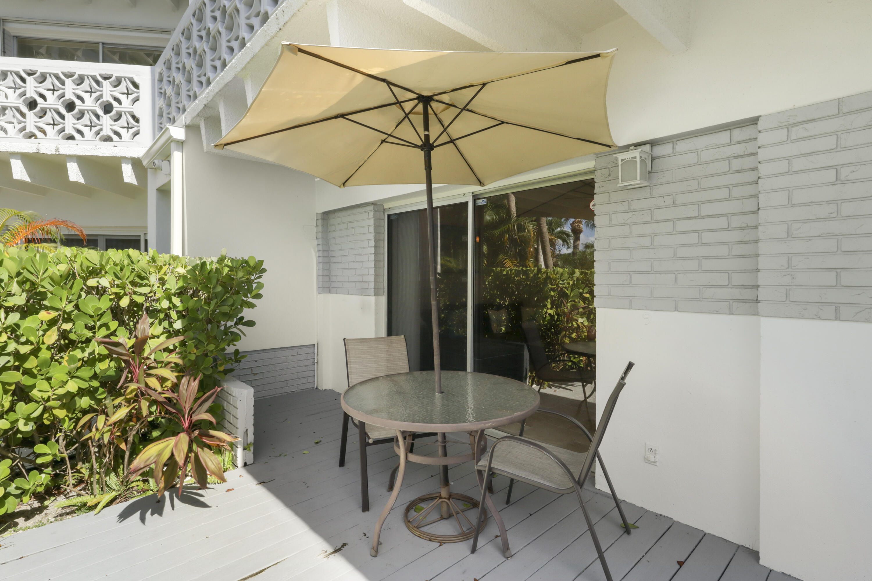 3705 S Flagler Drive 9