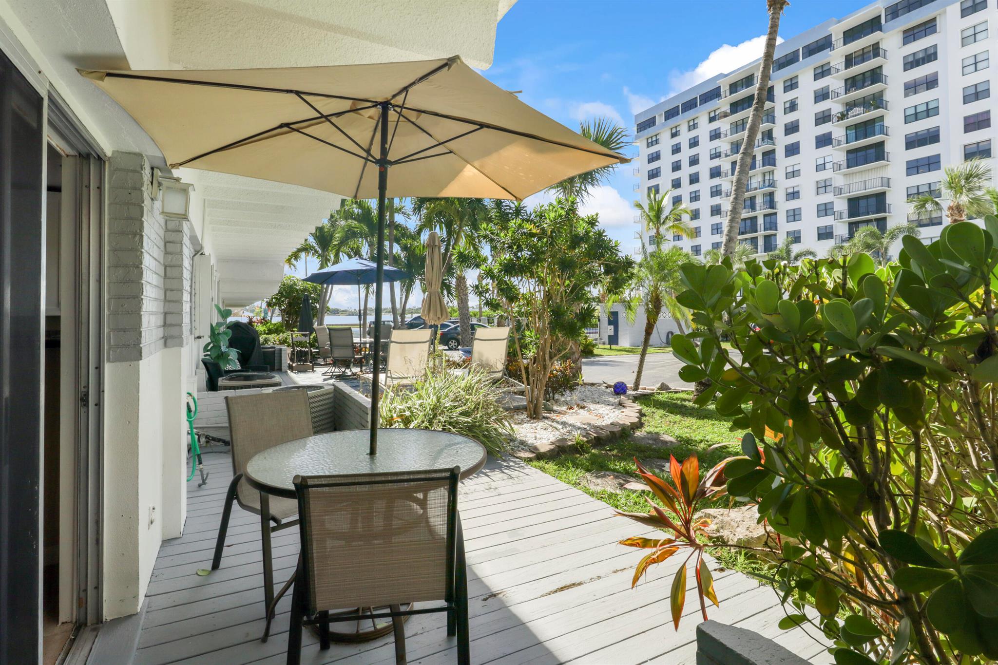 3705 S Flagler Drive 9