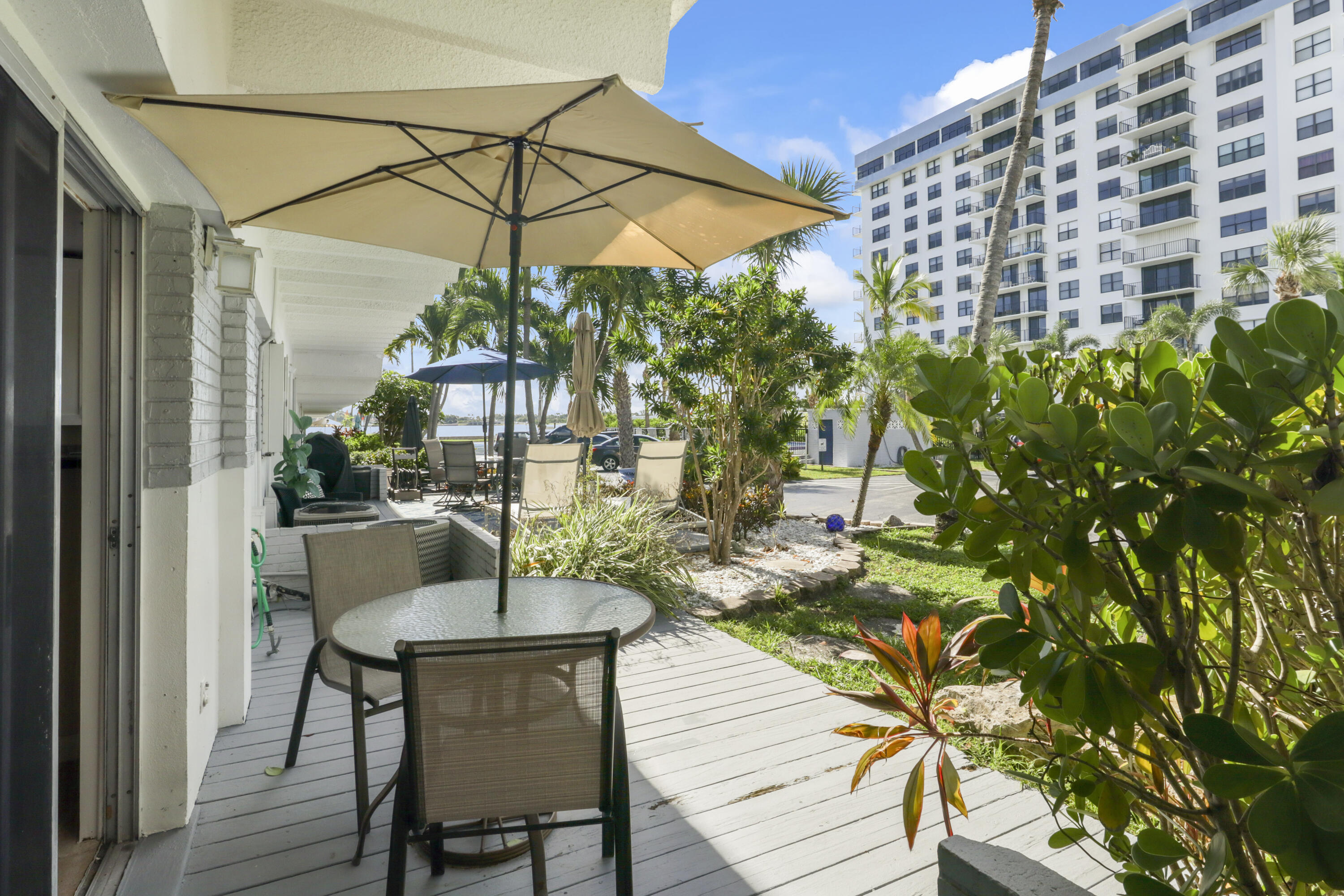 3705 S Flagler Drive 9