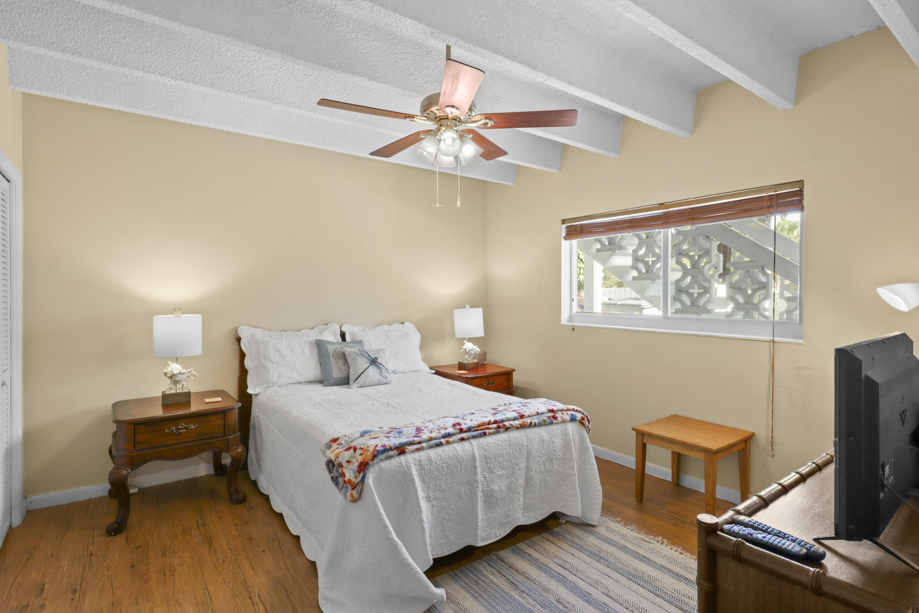 3705 S Flagler Drive 9