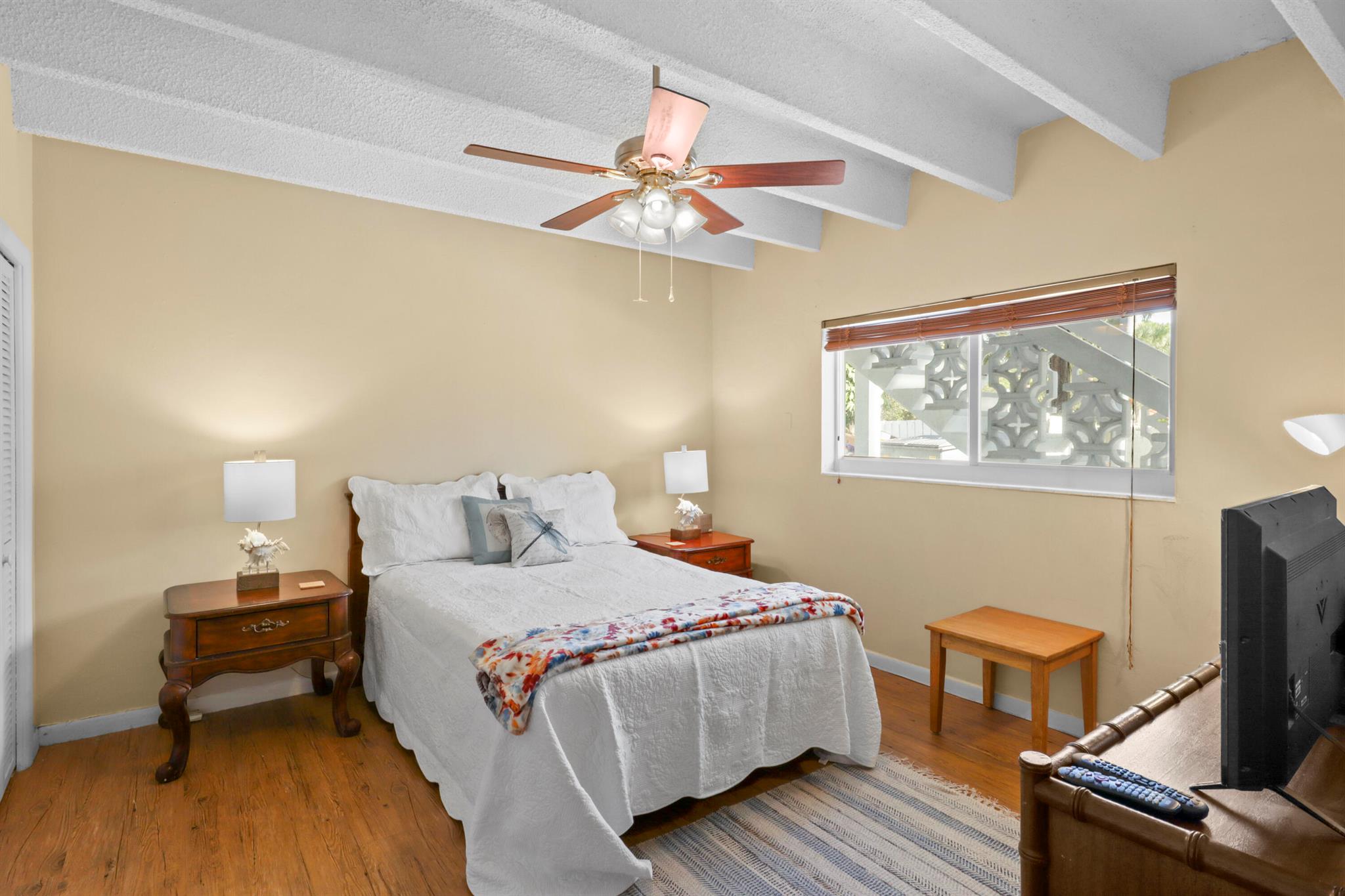 3705 S Flagler Drive 9