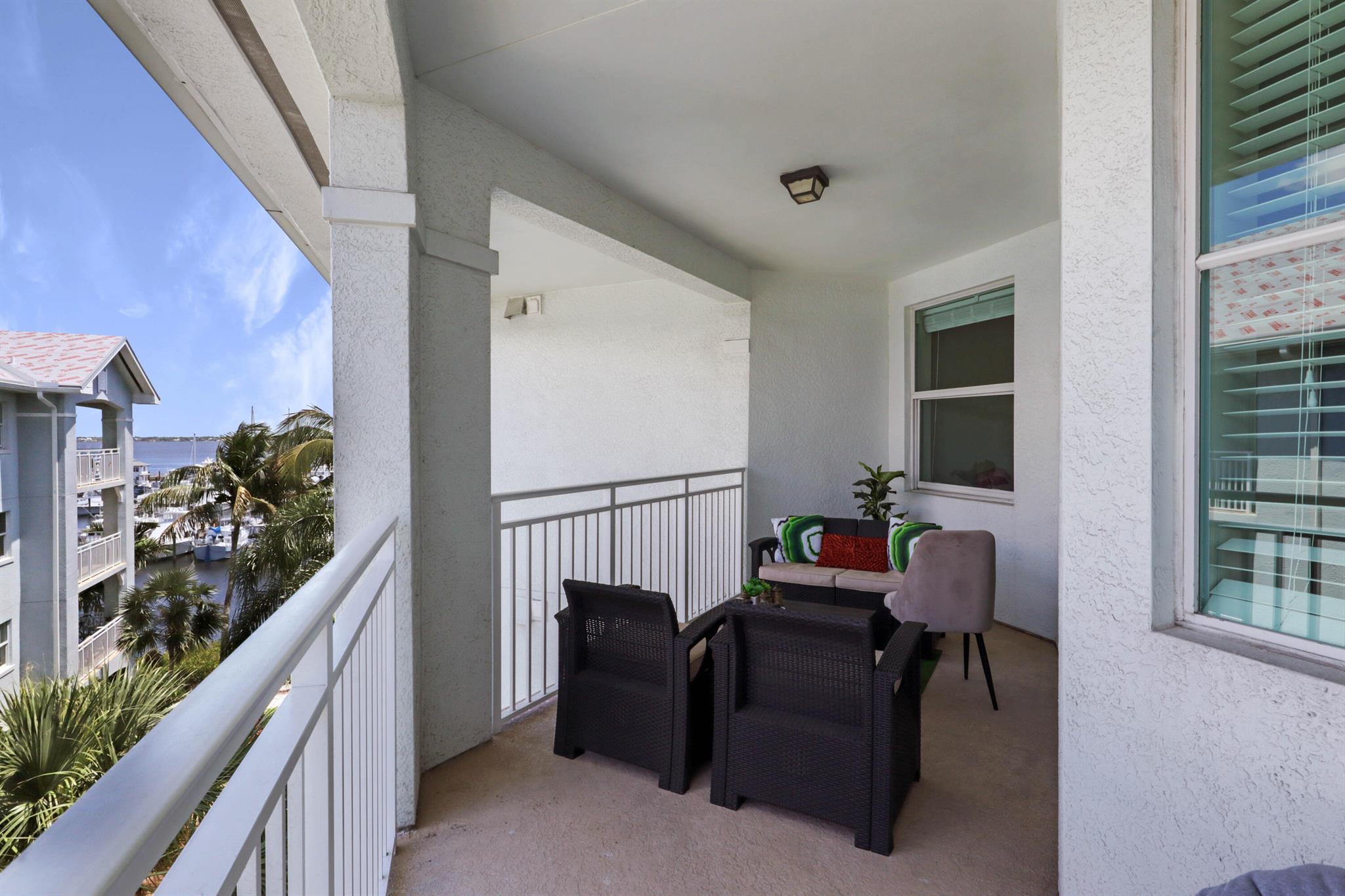 815 NW Flagler Avenue 401