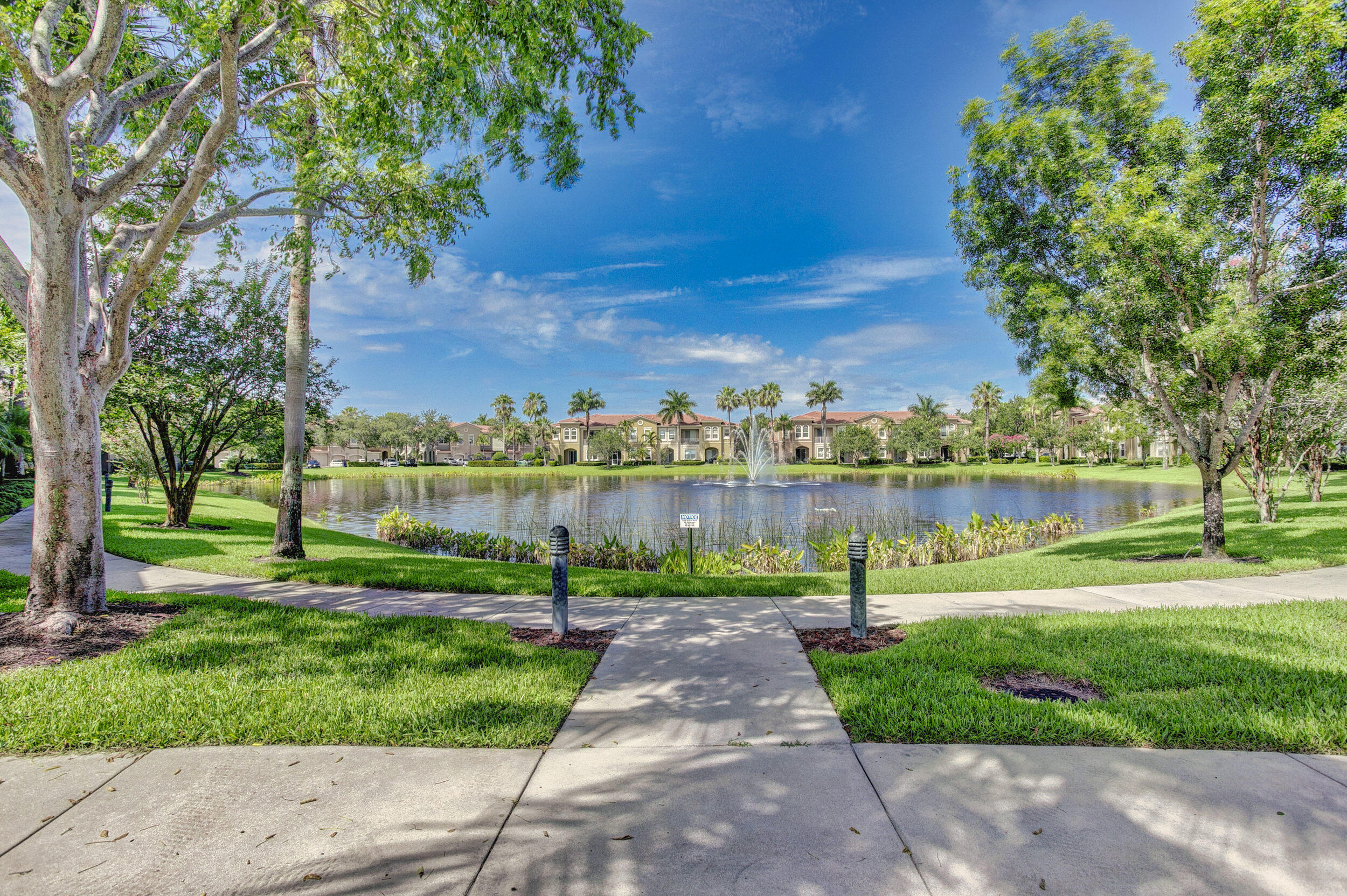 4986 Bonsai Circle 214