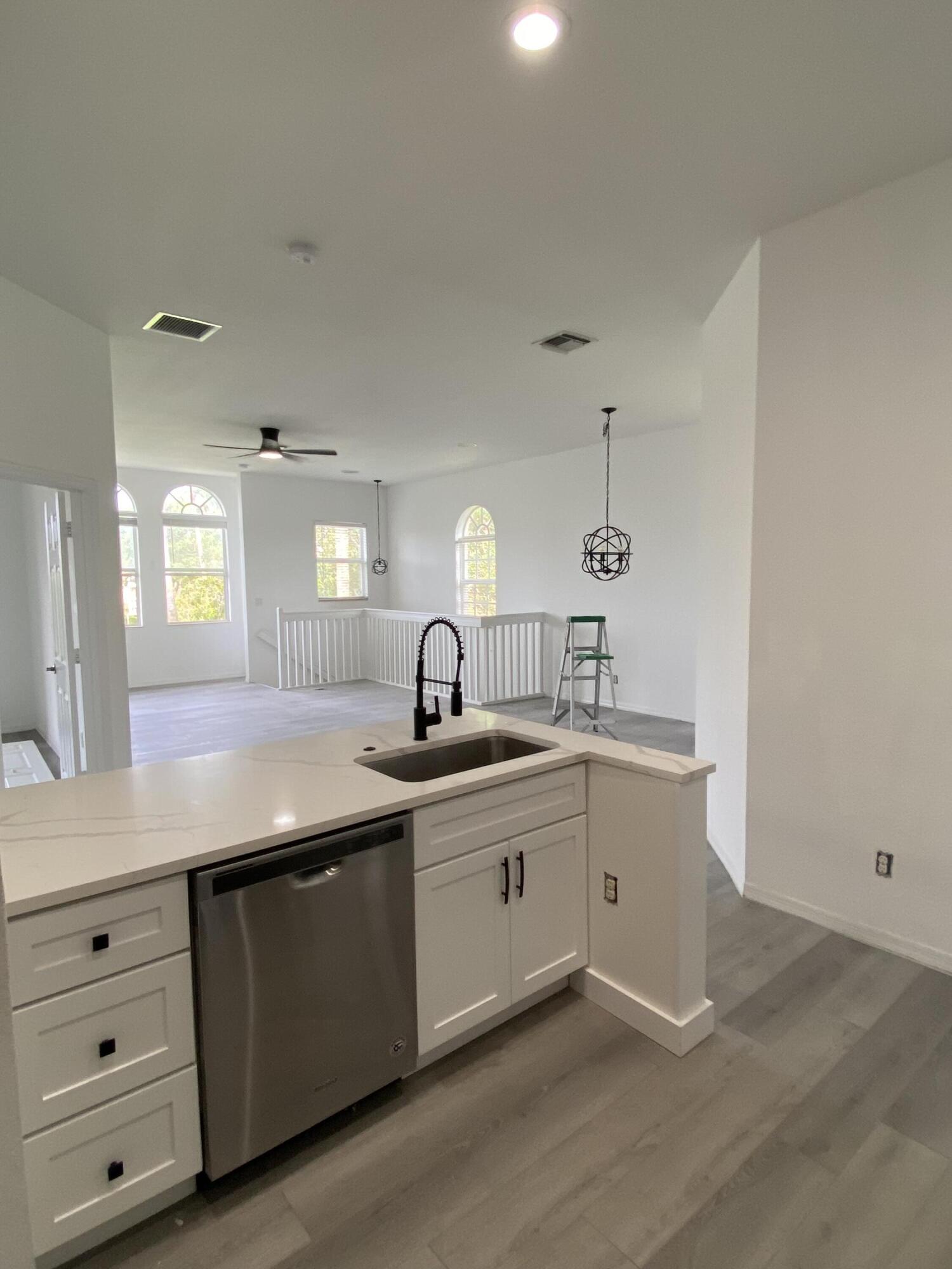 4986 Bonsai Circle 214