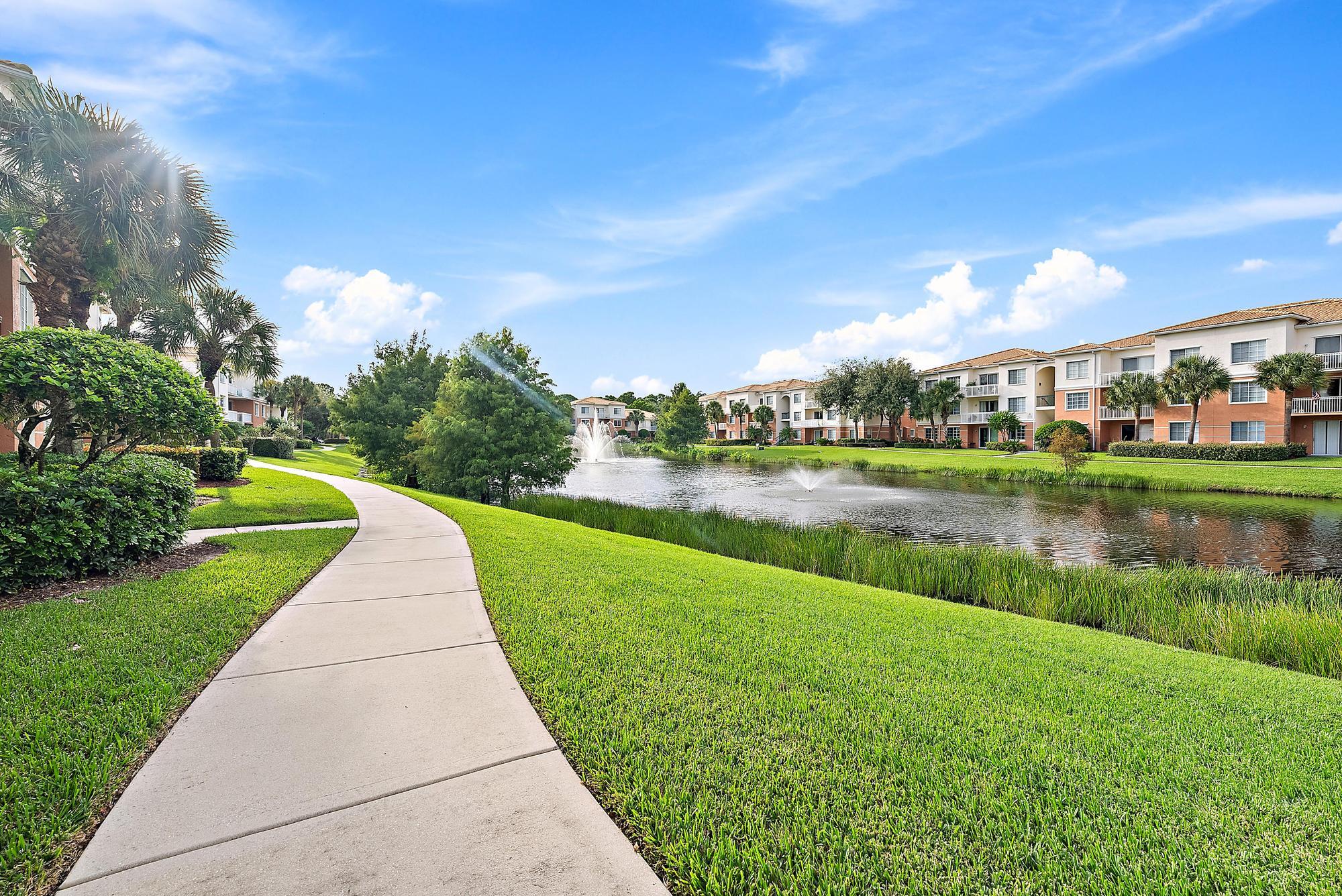 10108 Myrtlewood Circle W