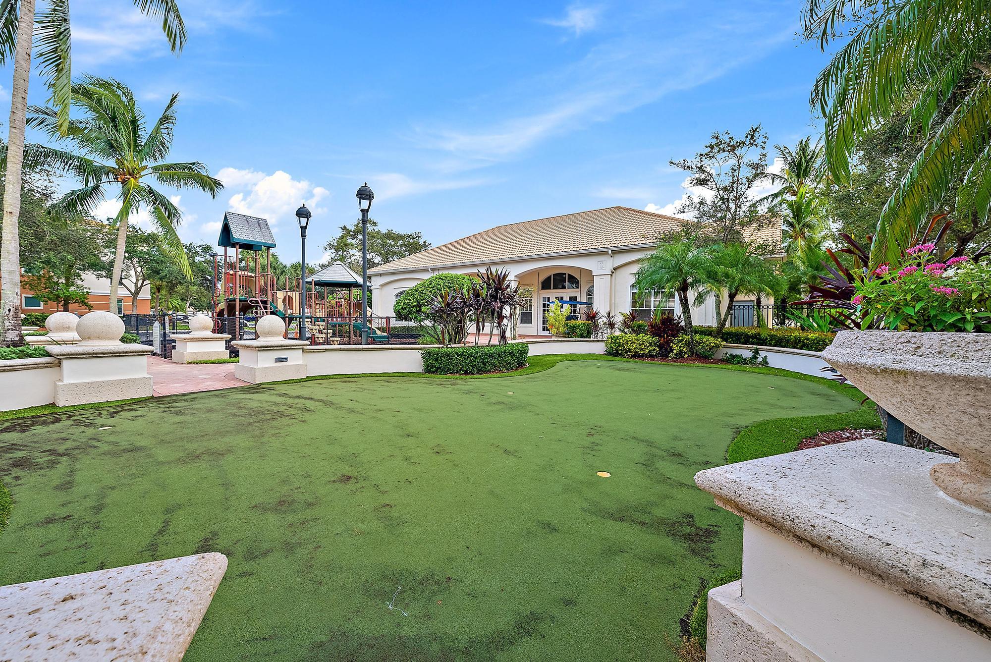 10108 Myrtlewood Circle W