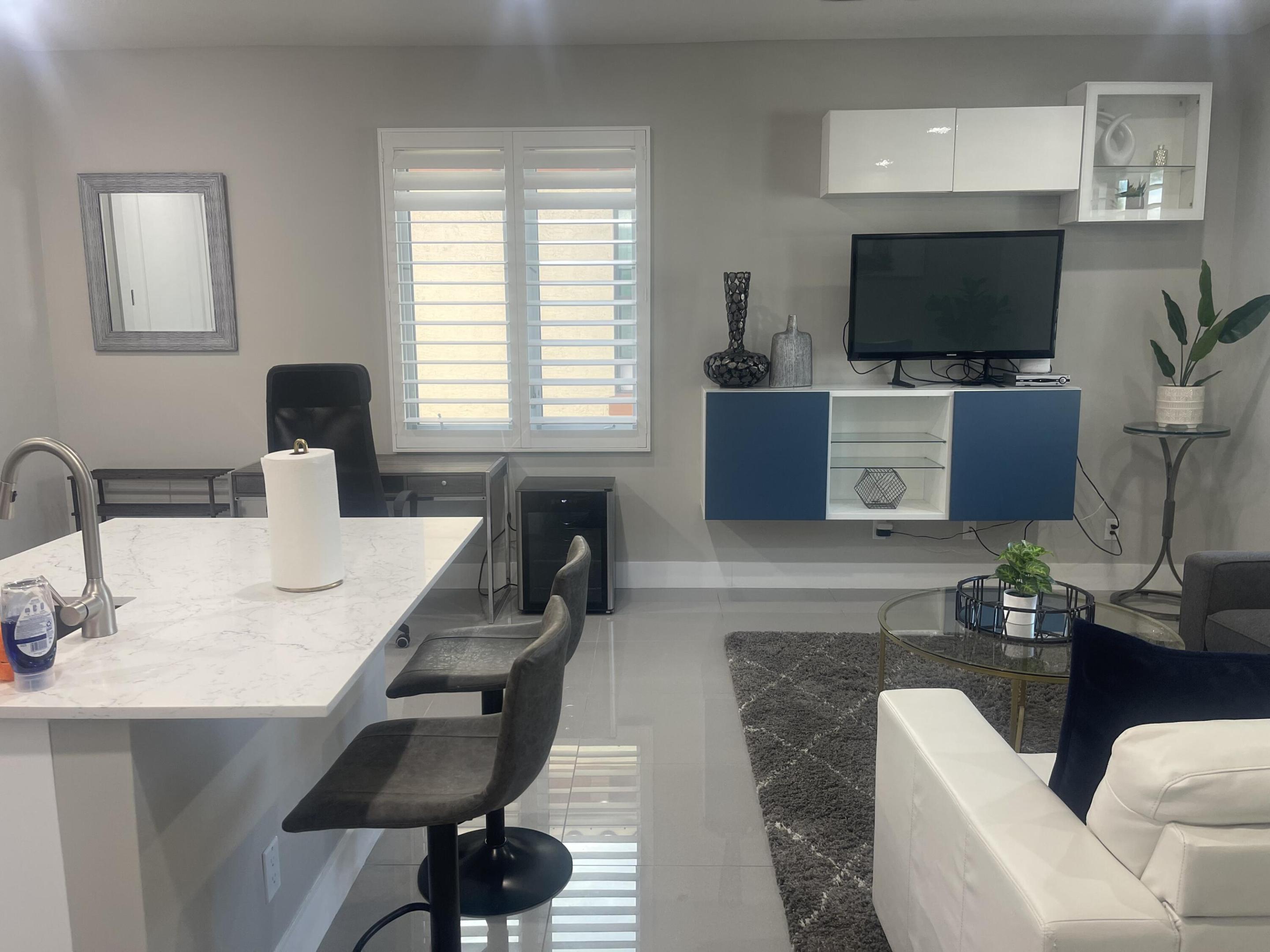 5001 Grandiflora Road